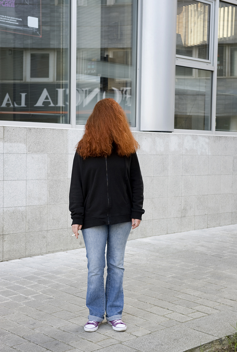 France, Bretagne, Côtes d'Armor, Saint-Brieuc, Juin 2011, Série "Faceless", Personne sans visage, cheveux, Chevelure rousse, identité, déni