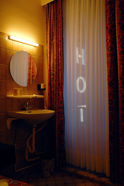 Chambre d'htel  Ostende - Belgique - mars 2007 - Srie "Il fait dj jourÉ"